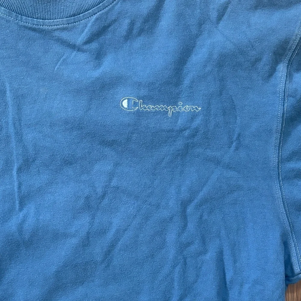 Champion Blue middleweight hybrid crewneck sweatshirt size large